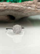 Load image into Gallery viewer, 9ct W/G Diamond Cluster Ring