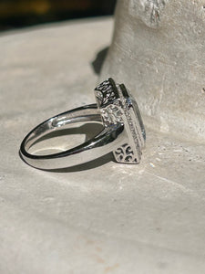 9ct W/G Aquamarine & Diamond Ring