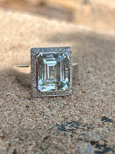 9ct W/G Aquamarine & Diamond Ring