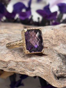 9ct Yellow Gold Amethyst Ring