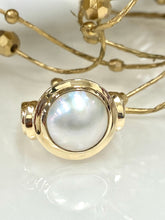 Load image into Gallery viewer, 9ct Y/G 15mm Mabe Pearl Ring