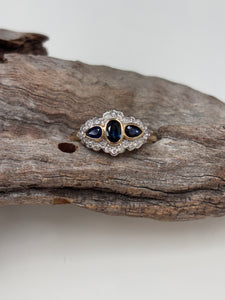 9ct Y/G Blue Sapphire & Diamond Ring