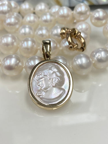 9ct Yellow Gold Mabe Cameo Enhancer Pendant