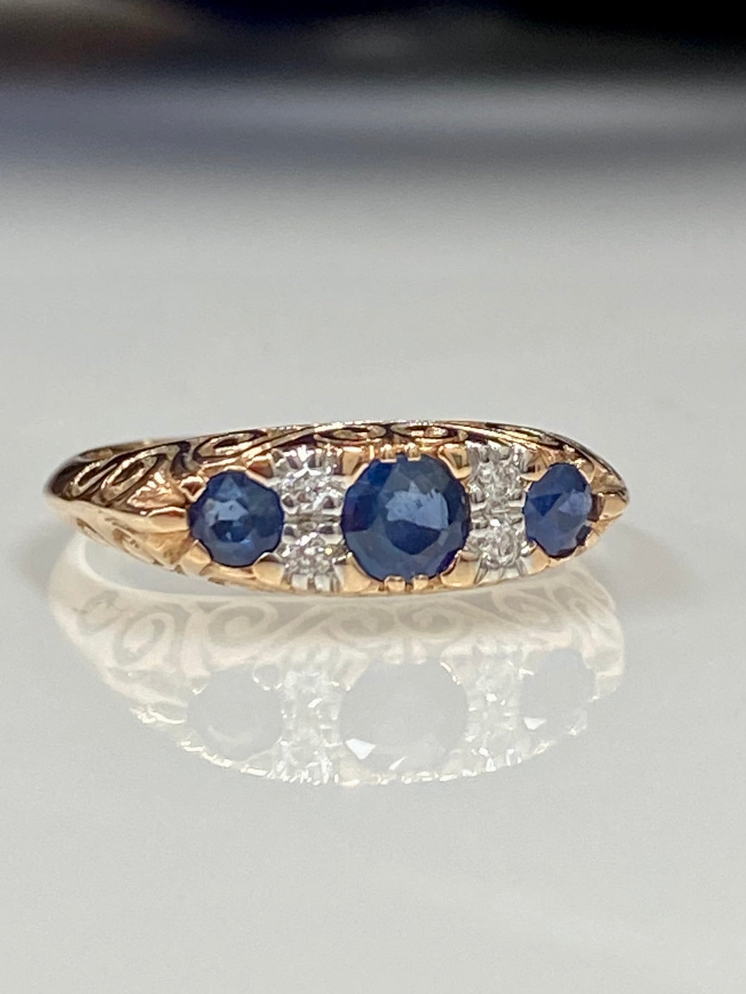 9ct Rose Gold Sapphire London Bridge Style Ring